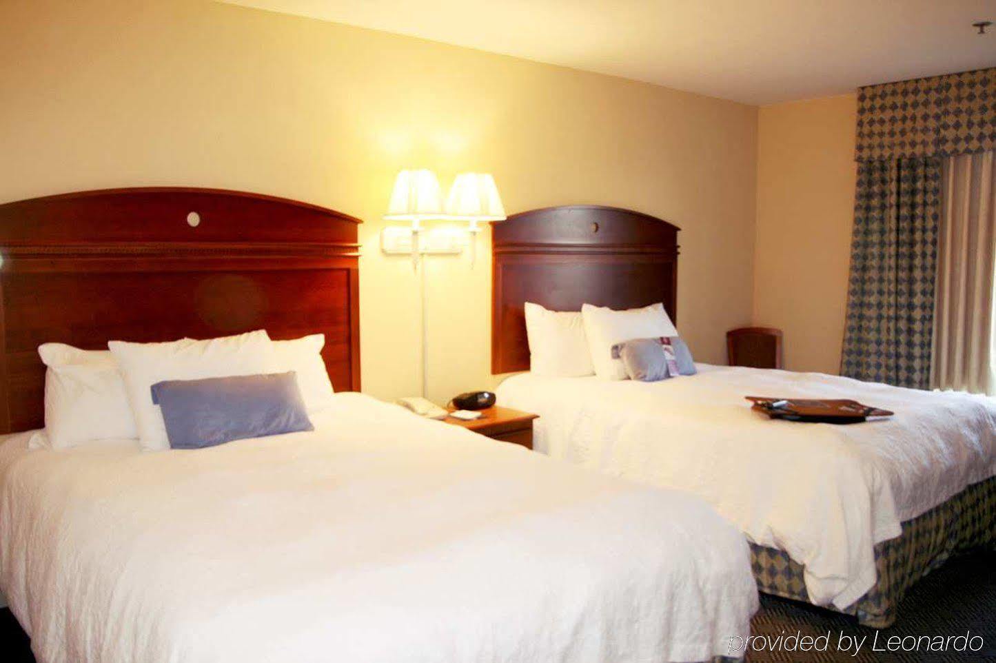 Hampton Inn Lebanon Exterior photo